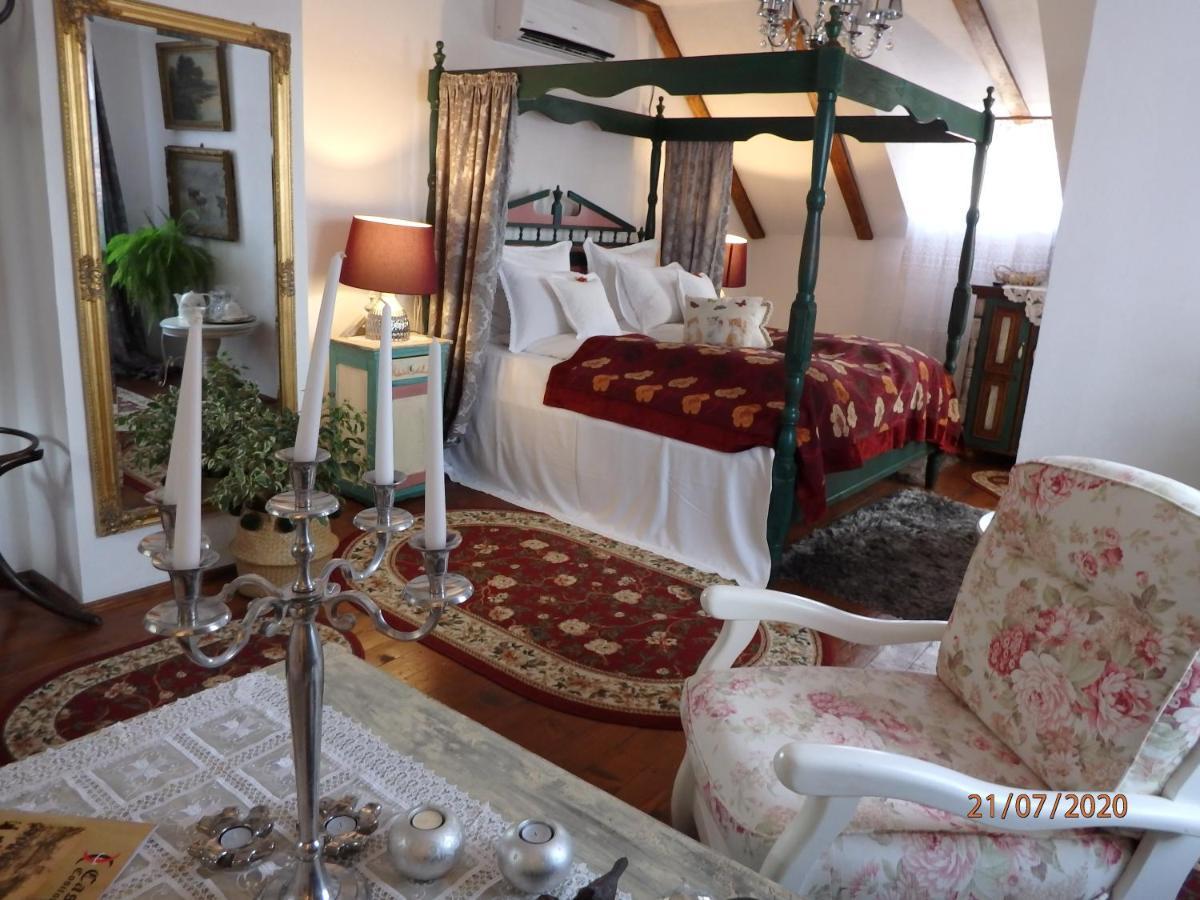 Casa Cositorarului Boutique Guest house