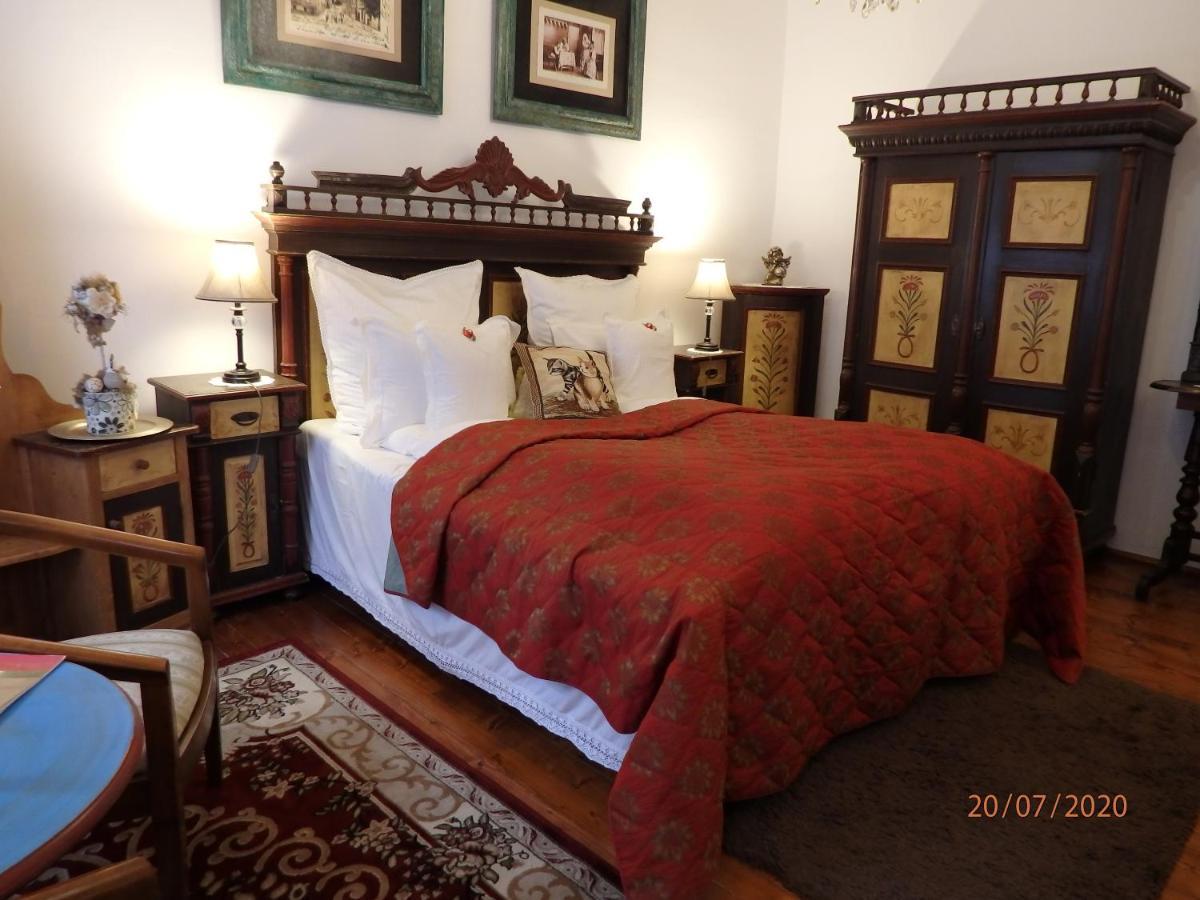 Guest house Casa Cositorarului Boutique 4*