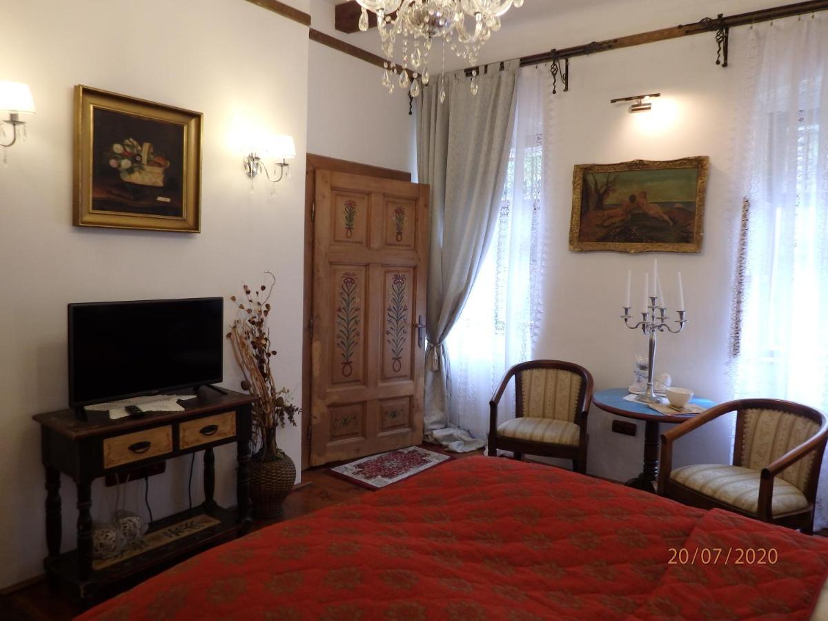 Casa Cositorarului Boutique